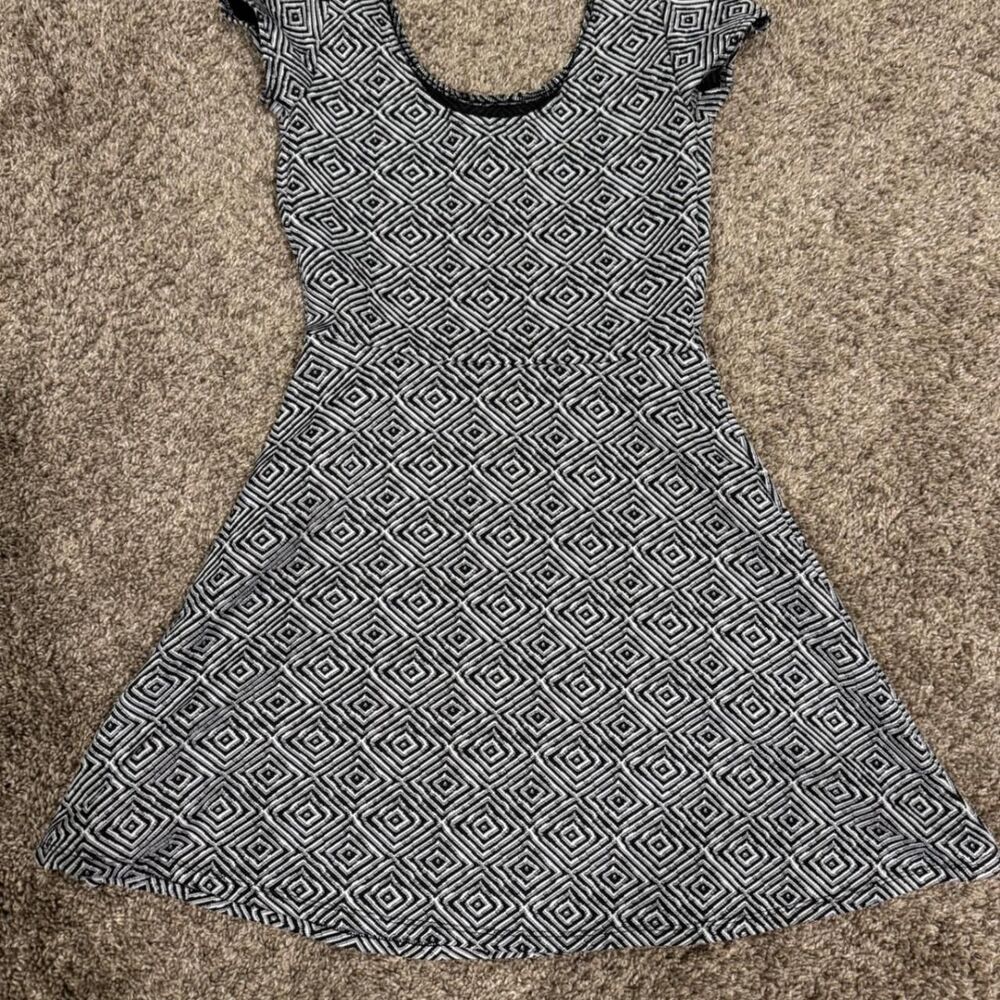 Aeropostale Women's Black and White Dress